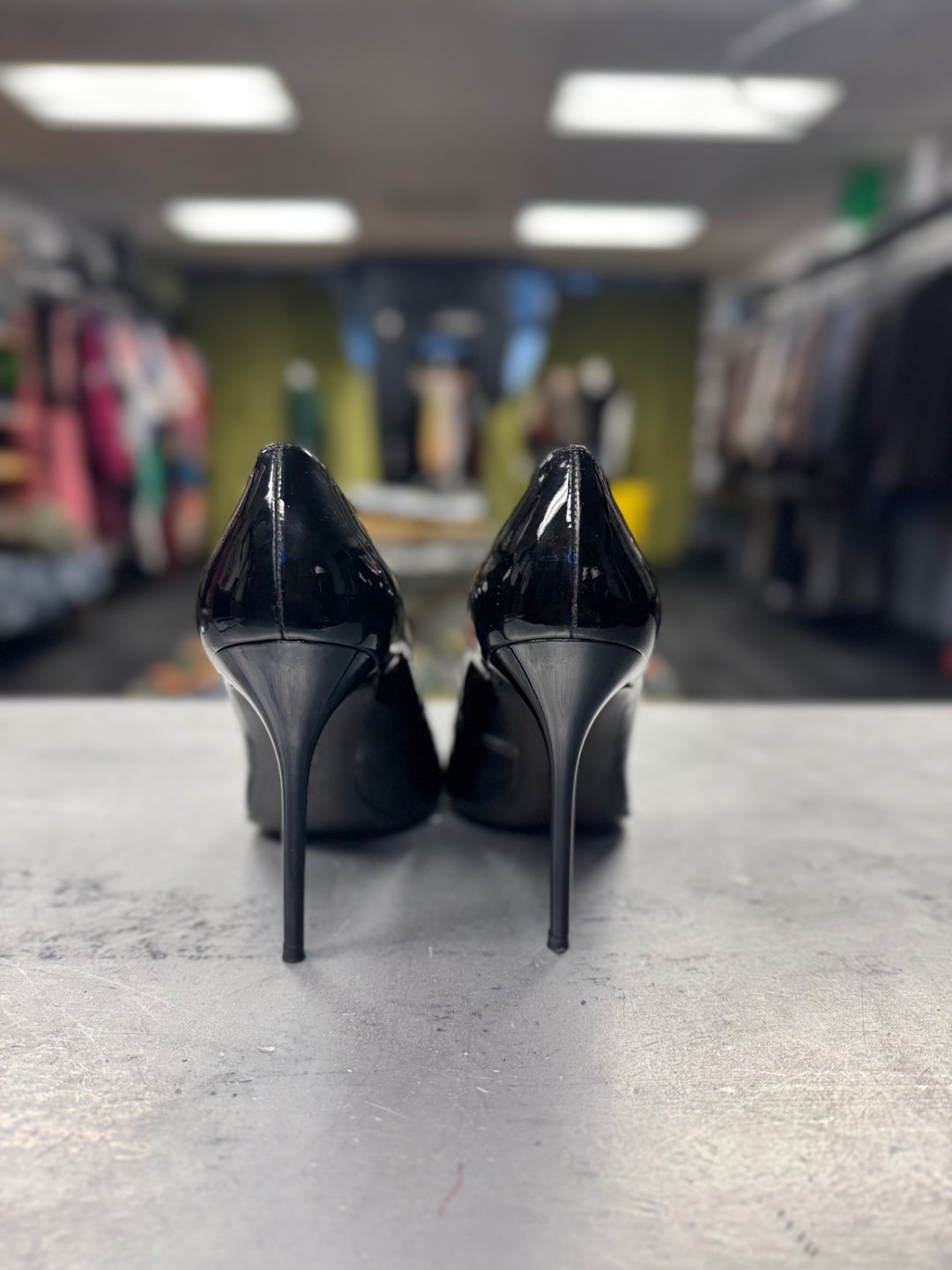 Stuart Weitzman Women’s Patent Leather Heels (9 Black) 